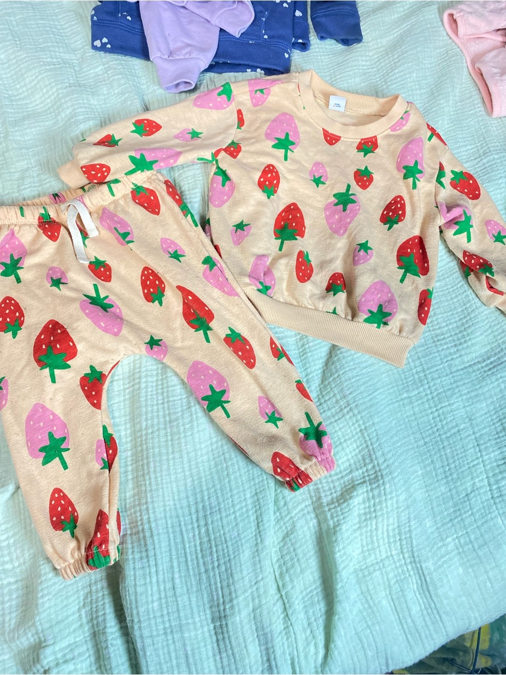 Kids Strawberry Print Pajama Set - Pink/Red 12-18 month